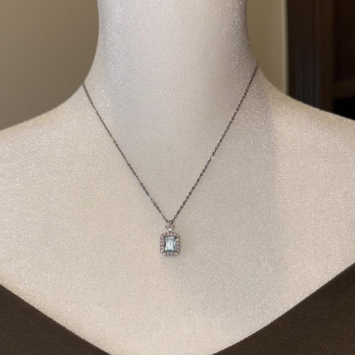 Sterling Silver blue crystal necklace - Image 1