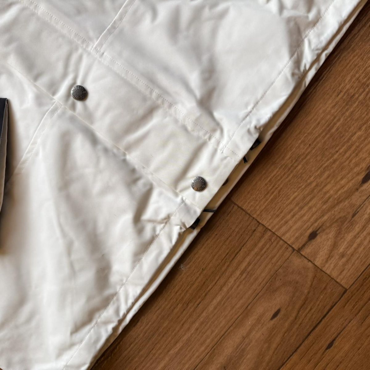 The North Face Men's White and Cream Jacket - Image 4