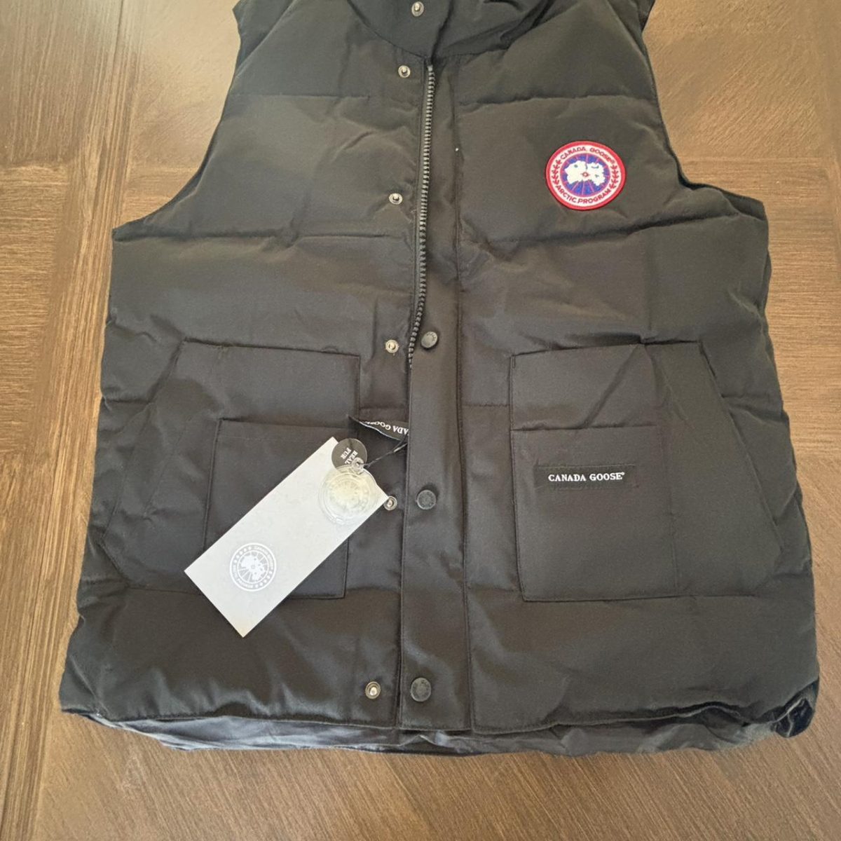Canada Goose Men's Black Gilet - Image 1