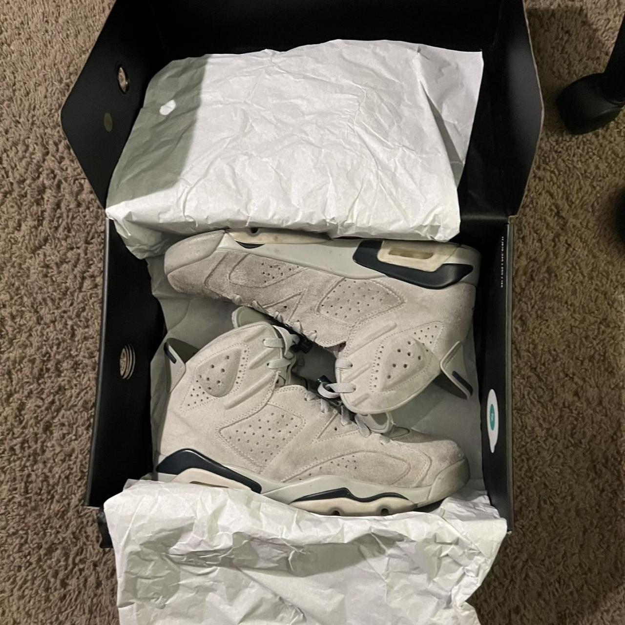 P0 Jordan Men's Grey and Navy Trainers - Image 1